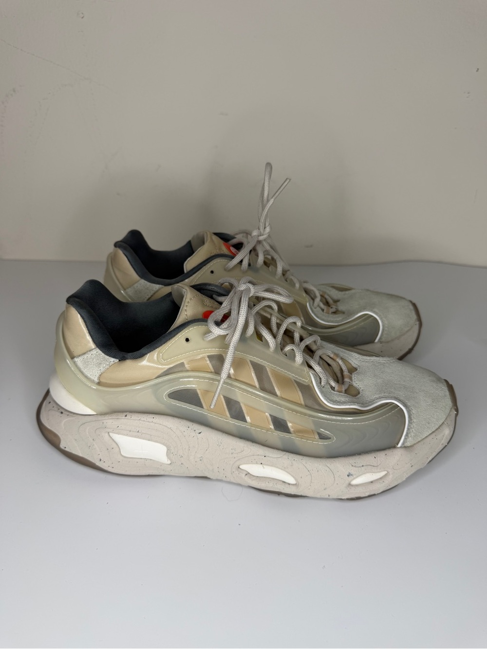 Adidas Originals Oznova Athletic Beige Shoes Casual Sneakers HQ9827 Men's Size 9